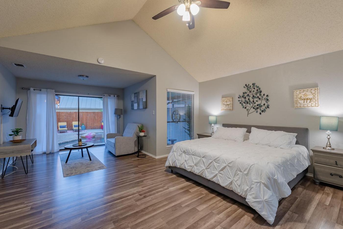 Fun 'N Sun Heated Pool & Gameroom By Fiesta Texas ซานอันโตนิโอ ภายนอก รูปภาพ