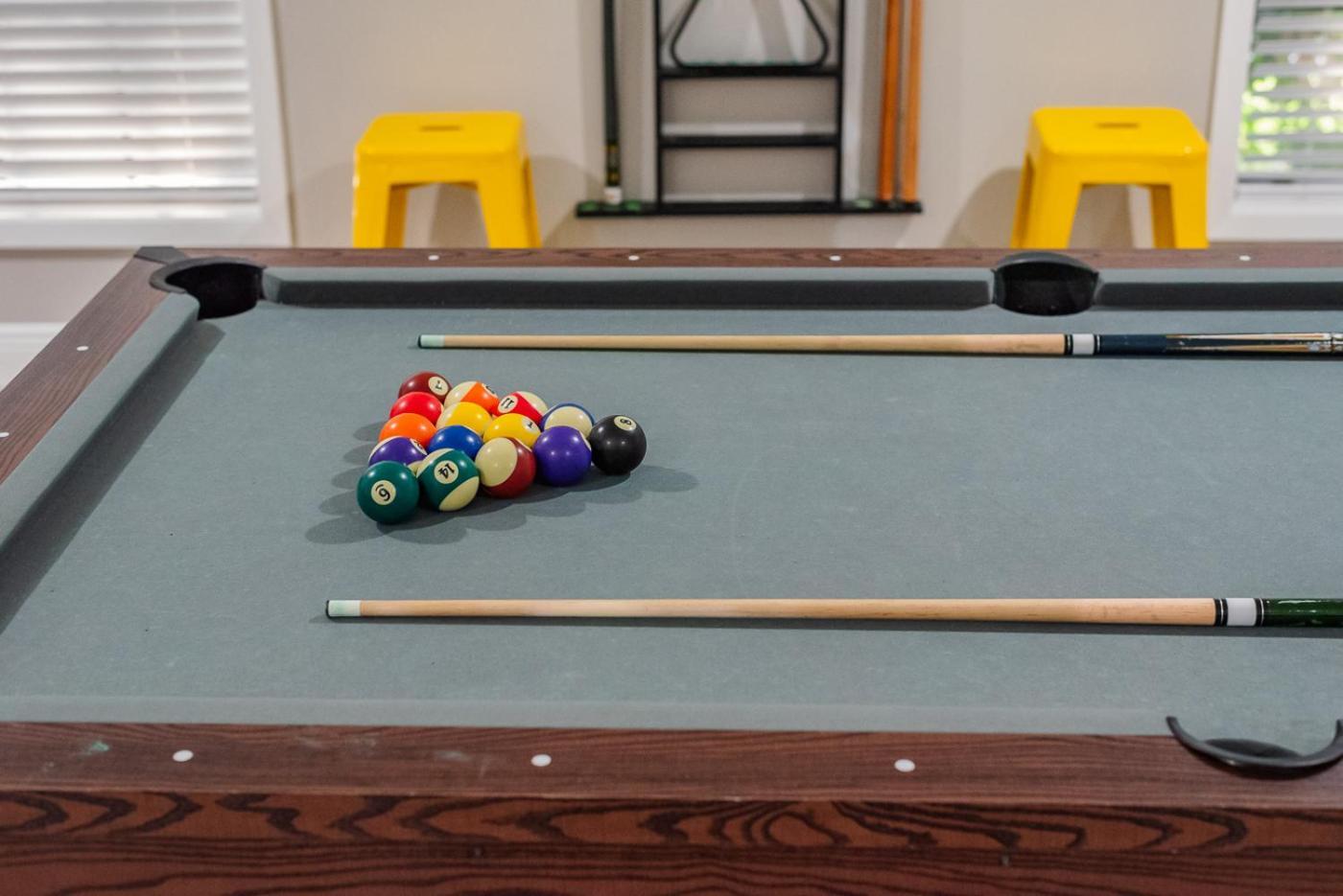Fun 'N Sun Heated Pool & Gameroom By Fiesta Texas ซานอันโตนิโอ ภายนอก รูปภาพ