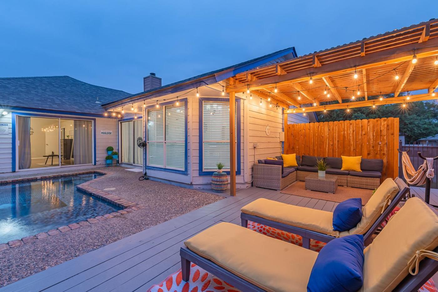 Fun 'N Sun Heated Pool & Gameroom By Fiesta Texas ซานอันโตนิโอ ภายนอก รูปภาพ