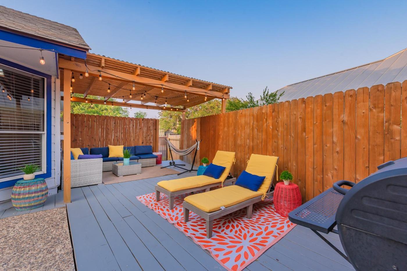 Fun 'N Sun Heated Pool & Gameroom By Fiesta Texas ซานอันโตนิโอ ภายนอก รูปภาพ