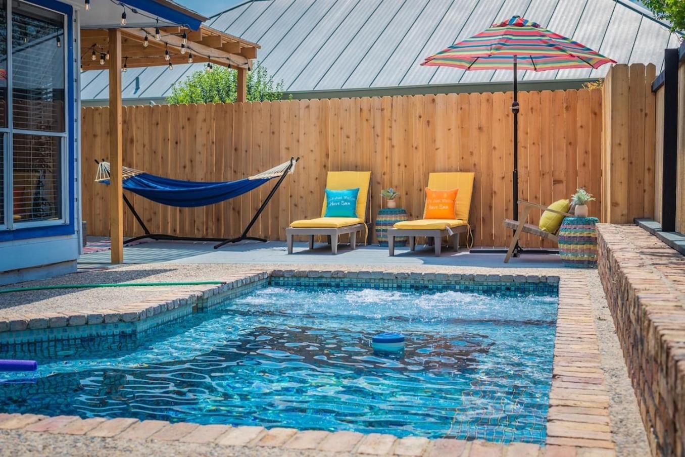 Fun 'N Sun Heated Pool & Gameroom By Fiesta Texas ซานอันโตนิโอ ภายนอก รูปภาพ